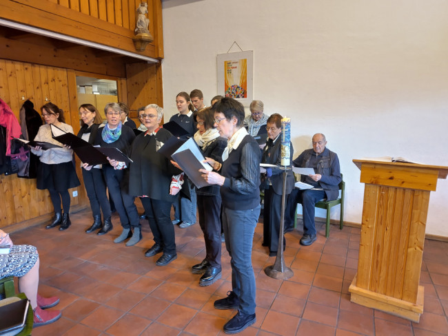 Kantorei beim Singen im Gottesdienst im Remter am 15.2.2026.