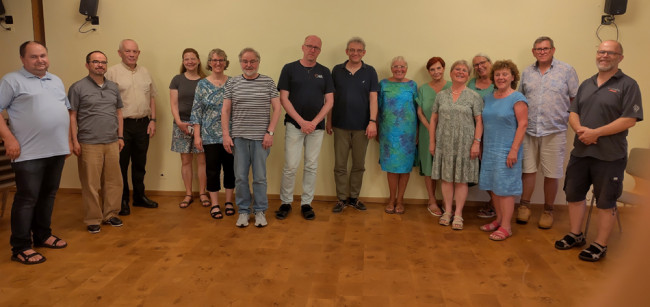  Mitglieder aus dem Pfarrgemeinderat der katholischen Pfarreiengemeinschaft St Burkard, St Elisabeth und Heiligkreuz und dem evangelischen Kirchenvorstand unserer Kirchengemeinde Deutschhaus-Erlöser.